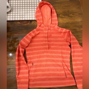 Coral north face button pull over